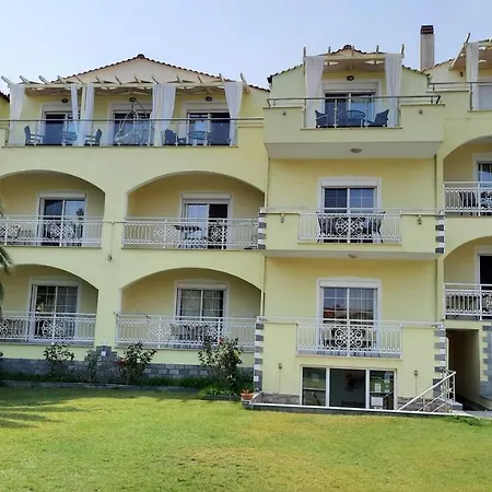 Ξενοδοχείο με διαμερίσματα Rania