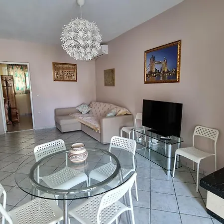 Ξενοδοχείο με διαμερίσματα Rania Σκάλα Ποταμιάς