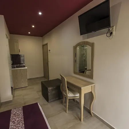 Ξενοδοχείο με διαμερίσματα Rania