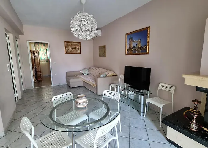 Hotel de apartamente Rania Skala Potamia